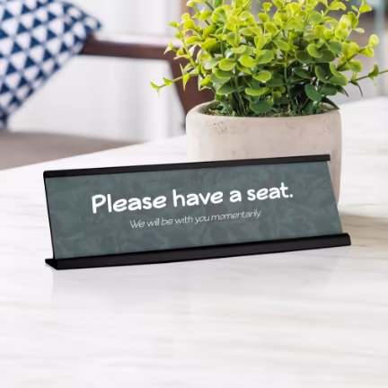 Simply desk plate