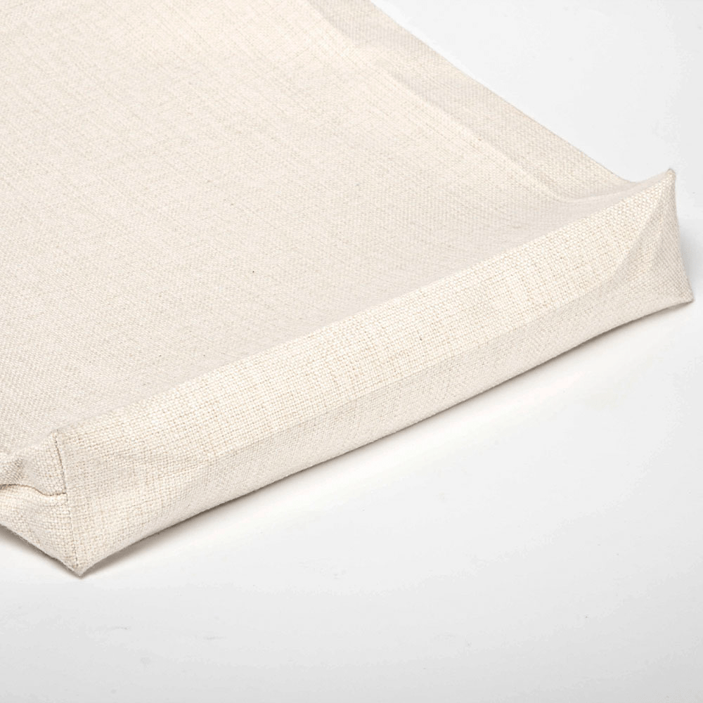 Bottom gusset on linen tote bag