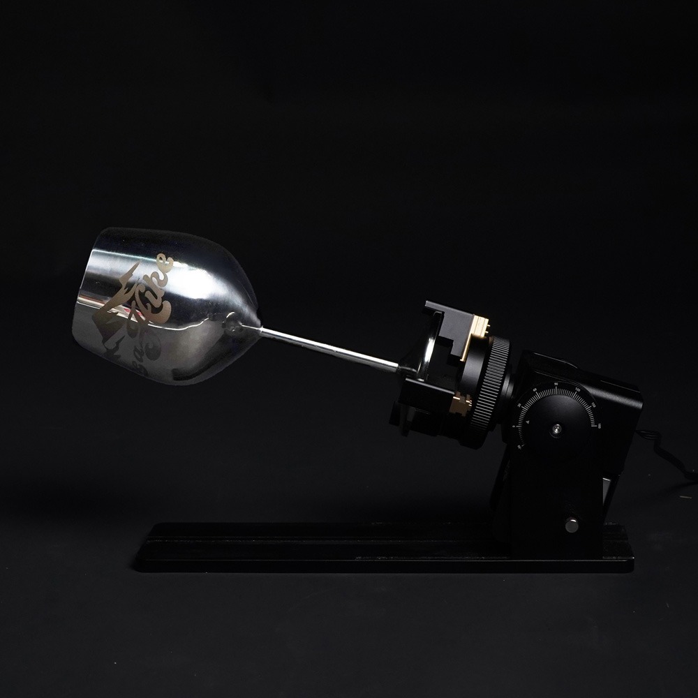 Flux Rotary Chuck with wine glass