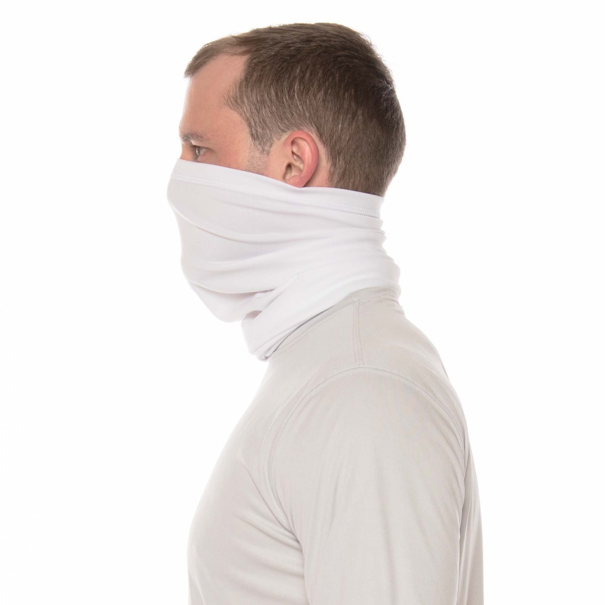 Man wearing blank white gaiter