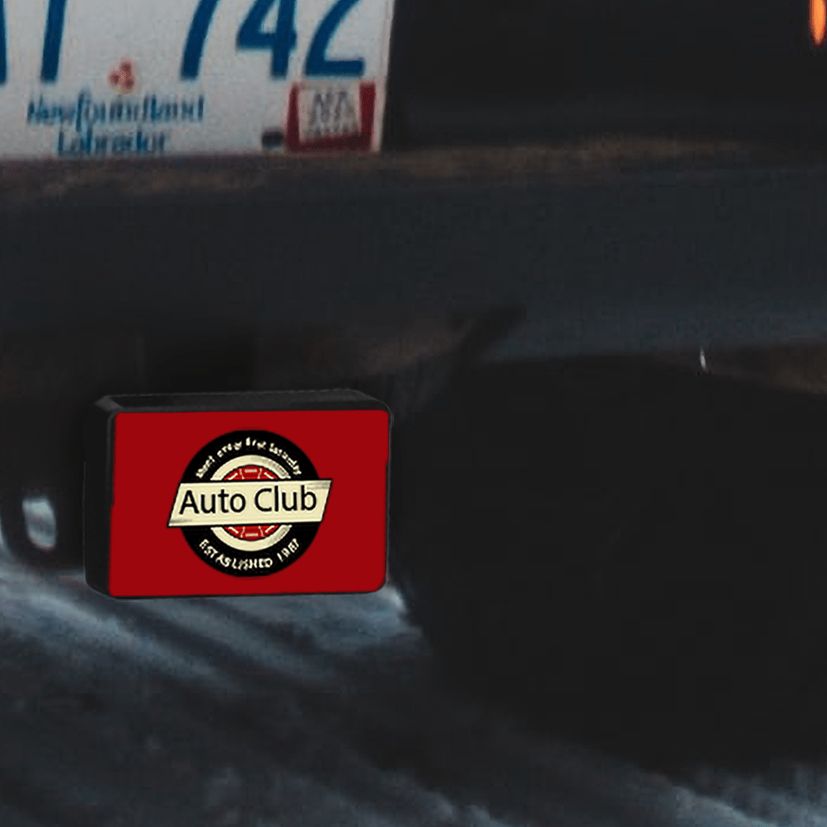 Hitch cover on vehicle