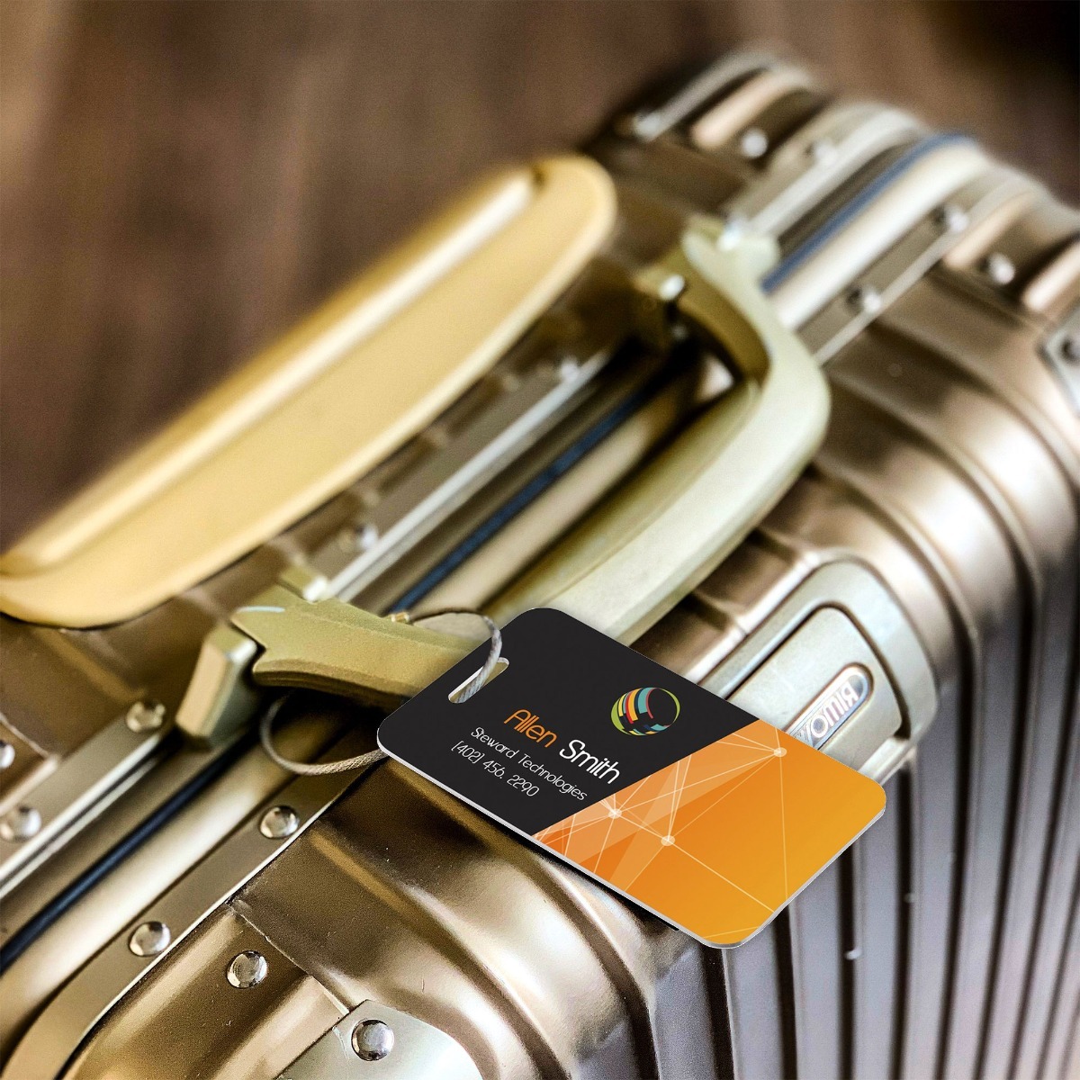 Bag tag on suitcase 